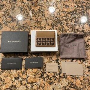 Bottega Veneta Leather Intrecciato Card Holder